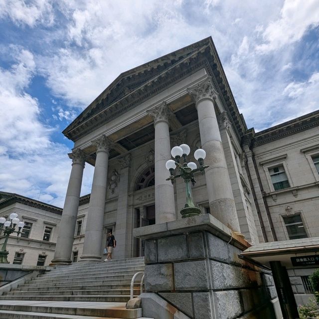 大阪 | 中之島圖書館，美侖美奐的文藝復興風格建築