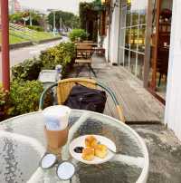 French Country Eurofeng Cafe