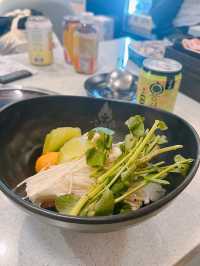 任食雞煲、牛尾煲、豬手煲