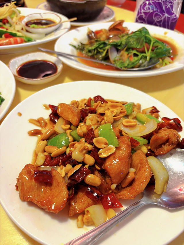 一吃成主顧的深夜台式魂｜樹林珠雞城海產店