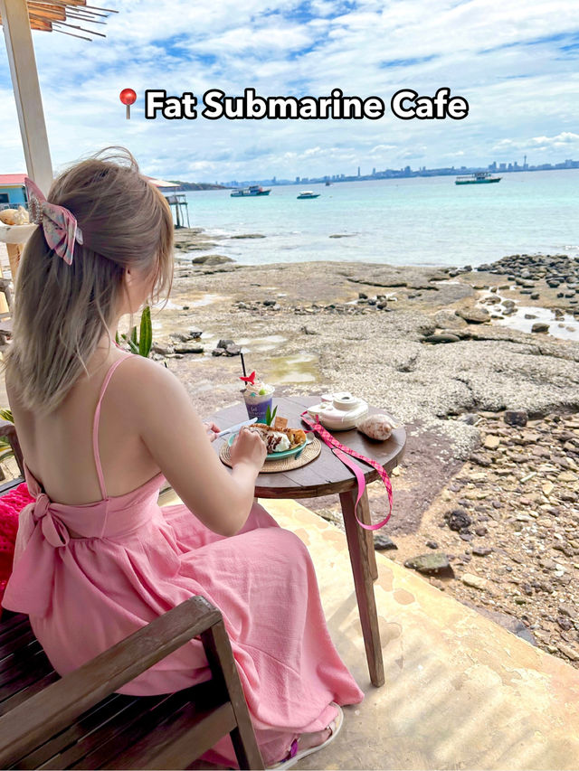 คาเฟ่เกาะล้านติดวิวทะเลสุดชิลล์
