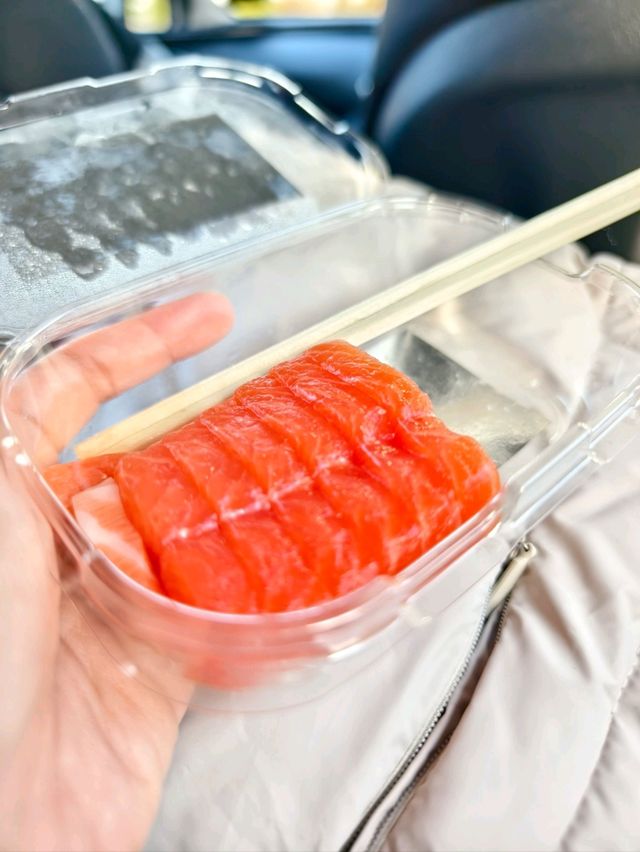 A Taste of Pure Freshness: Mount Cook Alpine Salmon Delight