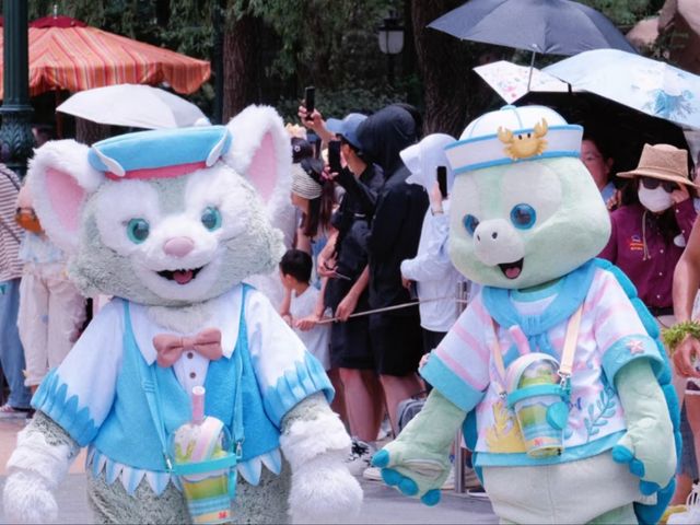 Shanghai Disneyland Should Be on Every Family’s Bucket List