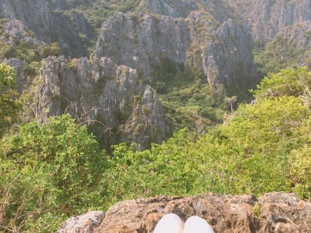 จุดชมวิวเขาแดง อุทยานแห่งชาติเขาสามร้อยยอด