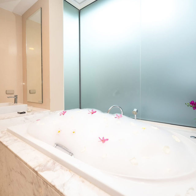 Andaman Pool Villas Phuket ภูเก็ต