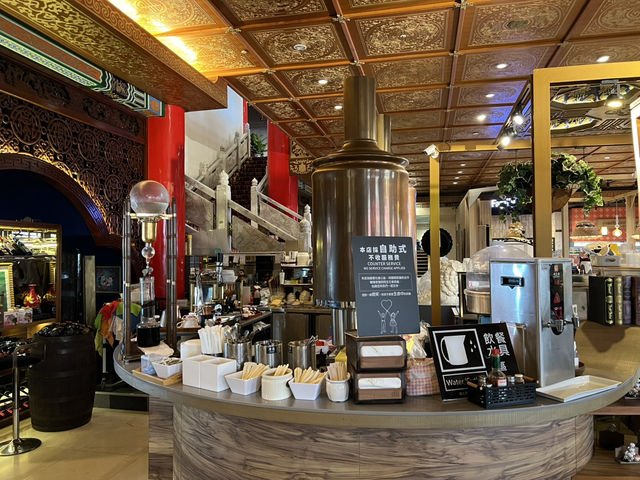 圓山飯店 第一夫人咖啡廳 欣賞飛機降落好去處