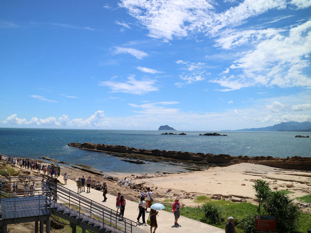 🪨 時間雕刻的藝術品｜野柳地質公園 🌊