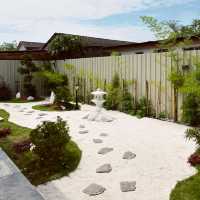 MUZI MATCHA CAFE 