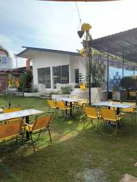 Yellow Vibes + Tea Time = Perfect Afternoon in Desaru