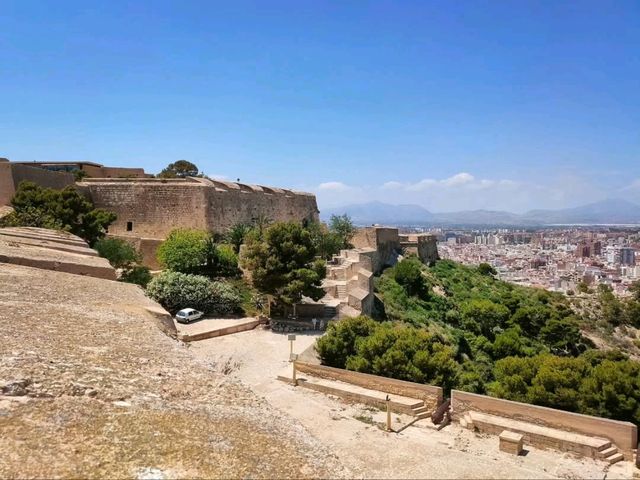 Epic Views & Castle Feels on a Hill