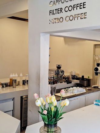 ☁️ Yelloo Café – คาเฟ่เล็ก ๆ ที่เบาเหมือนหายใจลึก