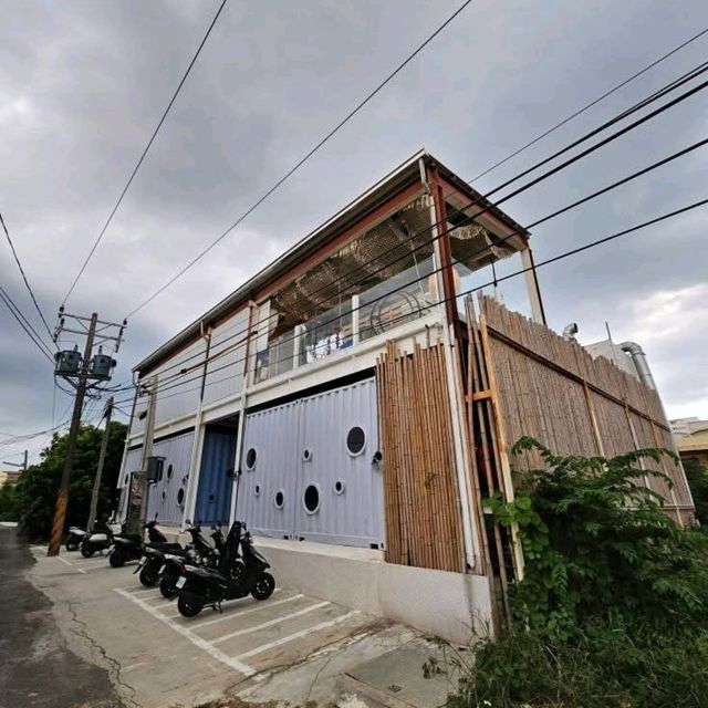 小琉球 | 最Chill的潛水Hostel：輕旅泡泡池畔背包客棧