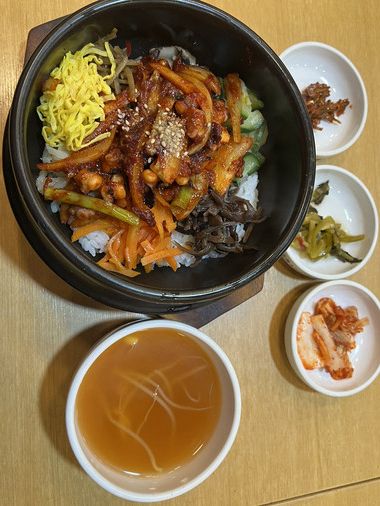 본죽에서 맛있는 식사
