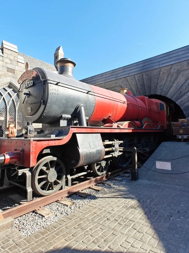 Thrills & Movie Spills: Universal Studios Beijing Awaits!