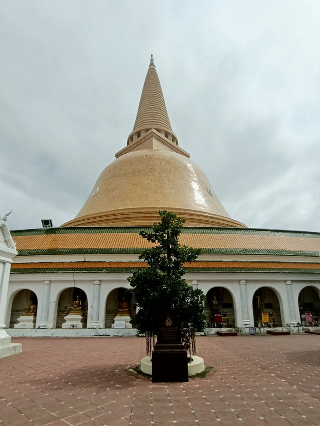 วัดพระปฐมเจดีย์ราชวรมหาวิหาร🙏🏻