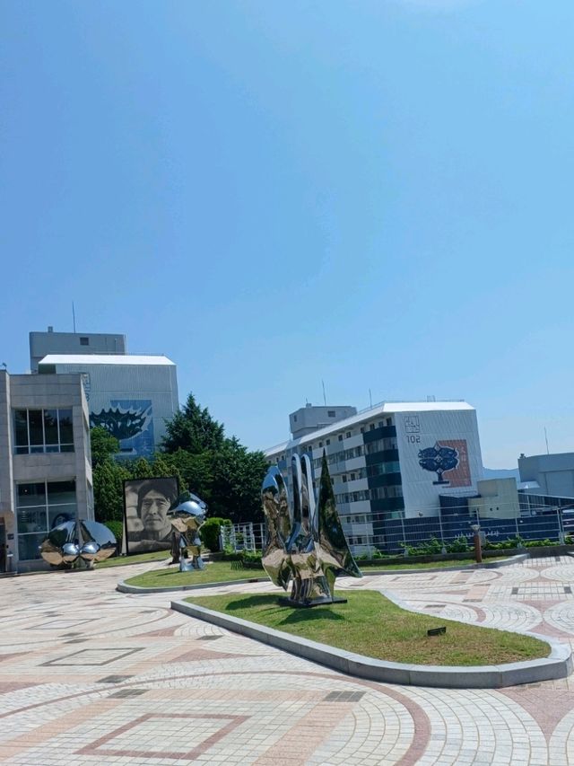 감성 충전! 조용한 예술 산책