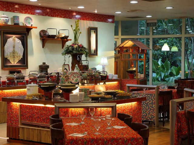 🍽 Chilli Padi Nyonya Café – A Cozy Peranakan Buffet Experience That Feels Like Home