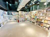空に一番近い本の楽園 — ガーデンズの屋上ブックエデン