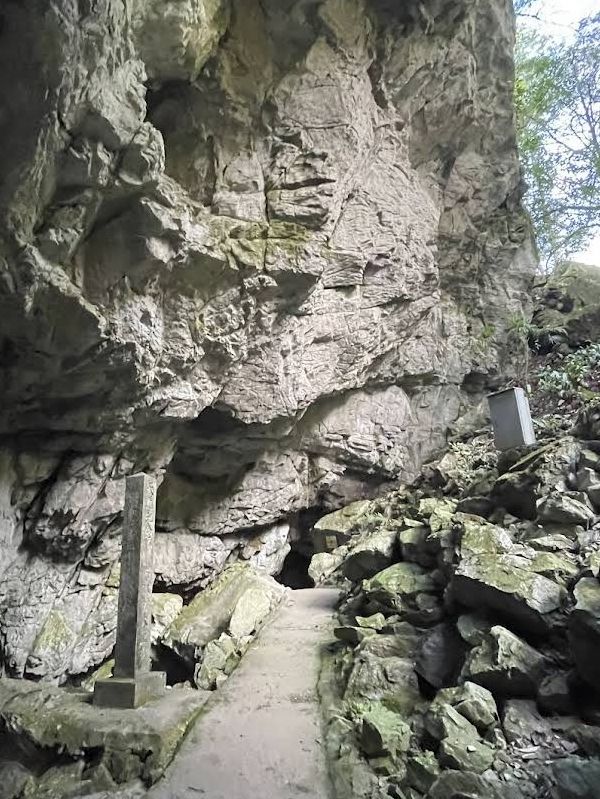  🕯️大正洞｜自然が創り出した地底の芸術！静寂に包まれる神秘の洞窟