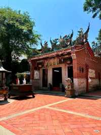 Coastal Charm and Cultural Vibrancy