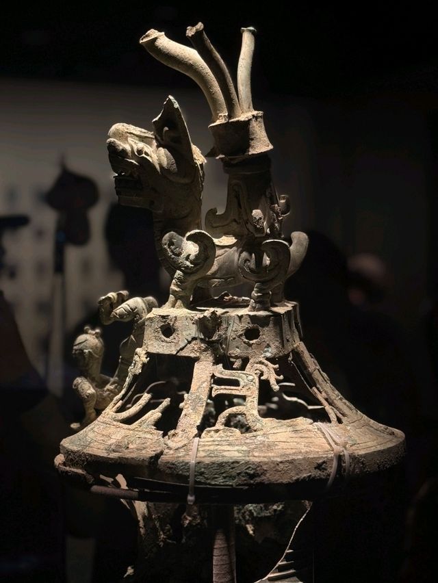 走進三星堆✨️闖入一場穿越三千年的夢。