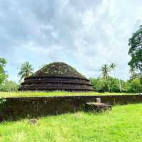 Exploring the Historic Panduwasnuwara Raja Maha Vihara