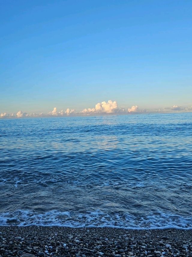 🌊 花蓮｜彩色礫石海岸〔七星潭〕
