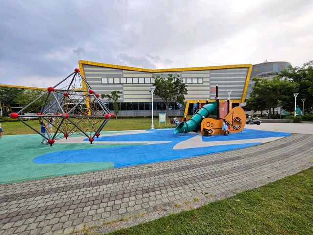 ​綠意盎然的散步路線，親子同樂的遊憩天堂#幸福公園-高雄市林園區