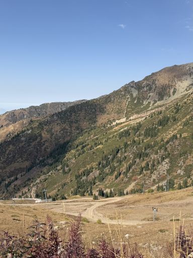 Pov: カザフスタンで一番美しい山の絶景を見つけた瞬間！。 | Trip.com