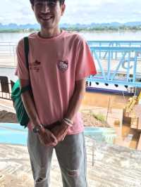 นั่งเรือข้ามไปเที่ยวฝั่งลาว ครึ่งวันง่ายๆ