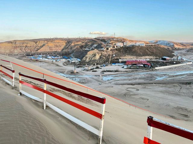 Epic Desert Theme Park Adventure: Sand, Thrills & Cable Cars 🚡🏜️ Epic Desert Theme Park Adventure: Sand, Thrills & Cable Cars 🚡🏜️