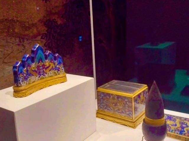 A Modern Window to Ancient China — Hong Kong Palace Museum