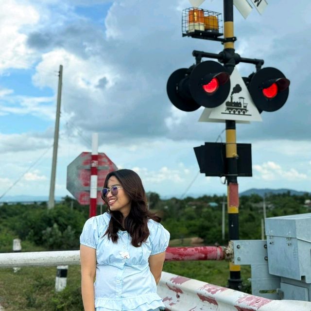 รถไฟลอยน้ำเขื่อนป่าสักชลสิทธิ์