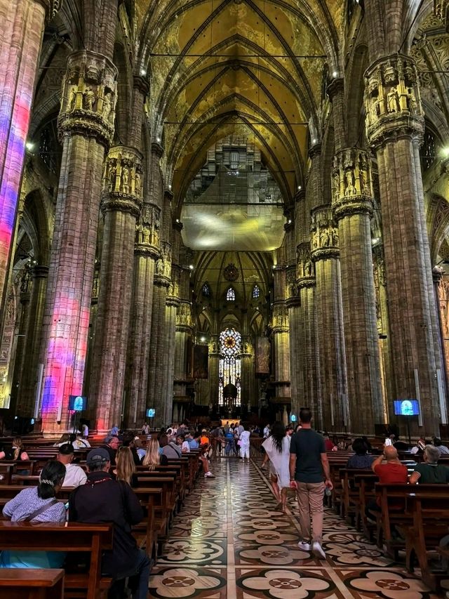 🏛️ Piazza del Duomo – The Beating Heart of Florence’s Renaissance Glory 🏛️ Piazza del Duomo – The Beating Heart of Florence’s Renaissance Glory
