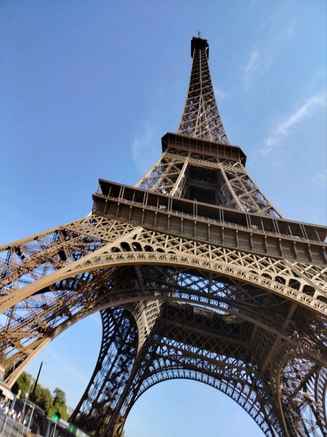 ปารีส แดนในฝัน ปารีส แดนในฝัน