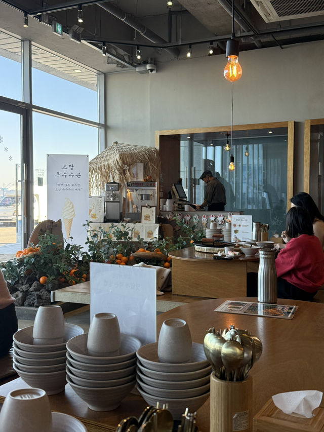 🍚 바다 바로 앞에서 즐기는 꼬막 한 상! 인천 영종도 '바다앞꼬막집'