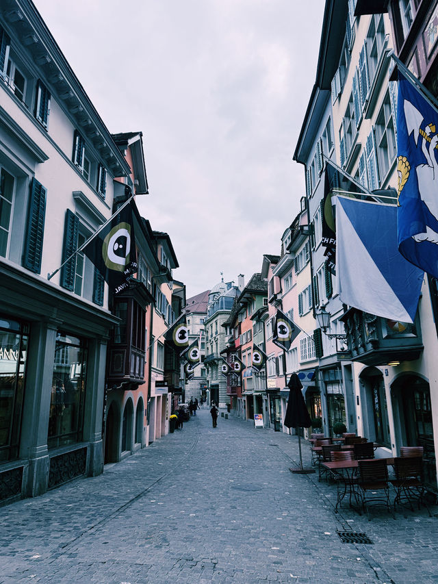 Zurich Streetscape🌳 Zurich Streetscape🌳