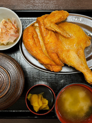 小樽美食推薦|若鶏時代的炸半雞套餐