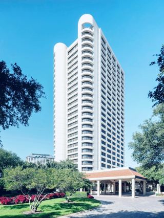 #overratedspots 

Irving has some serious hidden gems, and my stay at Omni Las Colinas Hotel was the star of the show 🌟. The hotel’s prime address means you’re steps from live music, awesome restaurants, and all the Las Colinas action — safe, stylish, and Dallas/Fort Worth ready 🚗.

Must-See & Experience:
· Omni Las Colinas Hotel (221 Las Colinas Blvd E): Don’t skip the spa for a relaxing break. The pool area is gorgeous, especially with complimentary wine during Happy Hour by the water 🍷. The breakfast is top-tier — don’t miss it.
· Nearby music venues: Catch a live show if you can! Ask the front desk for recommendations.
· Dining: There are plenty of eateries just outside the hotel. Try the waterfront patios for sunset vibes and local Tex-Mex favorites.

Practical Tips:
· Valet service is smooth and worth it if you’re driving — friendly staff make everything easy, even when it’s busy.
· The hotel’s location is super organized and clean, so it’s a breeze to get around on foot.
· If you want to explore Dallas or Fort Worth, rideshare apps or the DART rail are efficient and cost-effective.

Food Hack:
Breakfast at Omni is worth waking up for! Try their signature omelets and fresh-baked pastries. For dinner nearby, don’t miss out on Tex-Mex — locals swear by it.

Destination Know-How:
Irving is safe and welcoming; perfect for solo travelers or families. Weather is best in spring and fall. No need for special visas if you’re from the US, and card payments are standard everywhere.

#IrvingTrip  #OmniLasColinas  #DallasGetaway  #HotelLife 