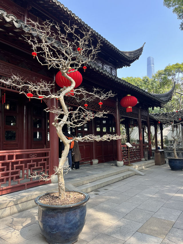 Yu Garden - A must see in Shanghai 
