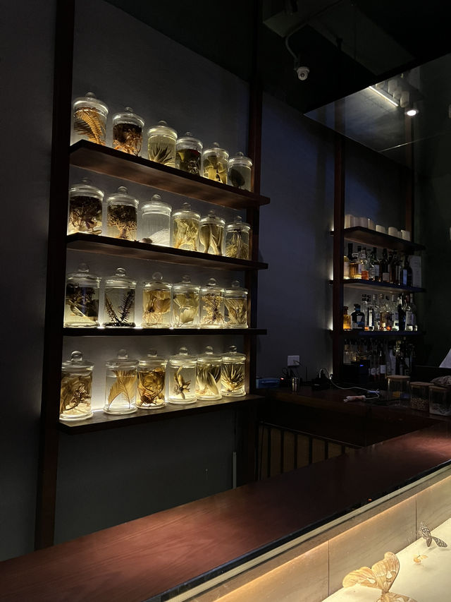Stylish cocktail bar tucked away on the second floor of a Michelin-starred restaurant in Hanoi