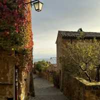 The reminder to visit Bagnoregio! 