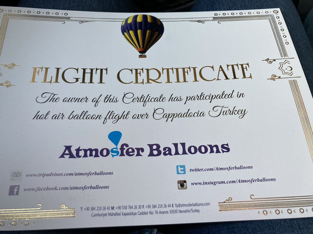 How beautiful is the sky in space balloons in Cappadocia! 🎈✨