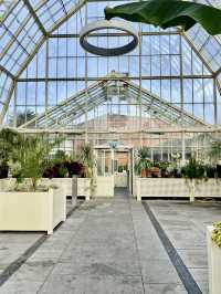 Spring Awakens the Botanic Gardens