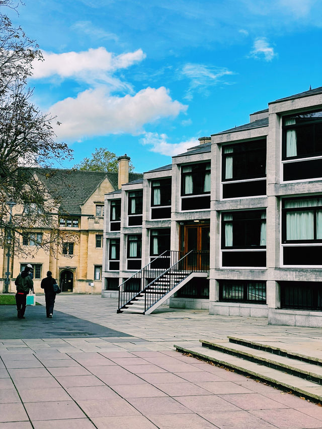 🌿 Lincoln & St John’s College: Two Oxford Gems Worth Exploring! 🌿
