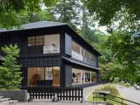 Experience the rich nature and history of Lake Chuzenji