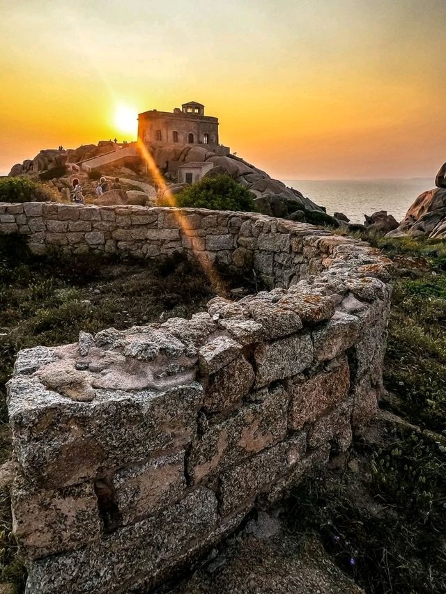 🌊 Capo Testa: Sardinia’s Wind-Carved Peninsula of Wild Beauty 🇮🇹✨