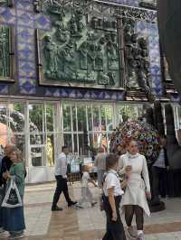 🎨 Unlock Your Eyes to Art: Gallery of Genius Zuraab Tsereleli Right in Moscow's Heart! 