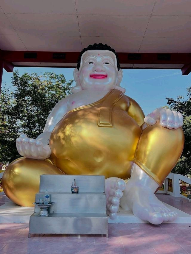🐊 Wat Paichorake – The Crocodile Temple of Wonder