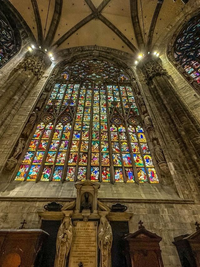 Milan: Fashion, Football, Famous Painting - Top Attractions 🖼️⚽👗 Milan: Fashion, Football, Famous Painting - Top Attractions 🖼️⚽👗
